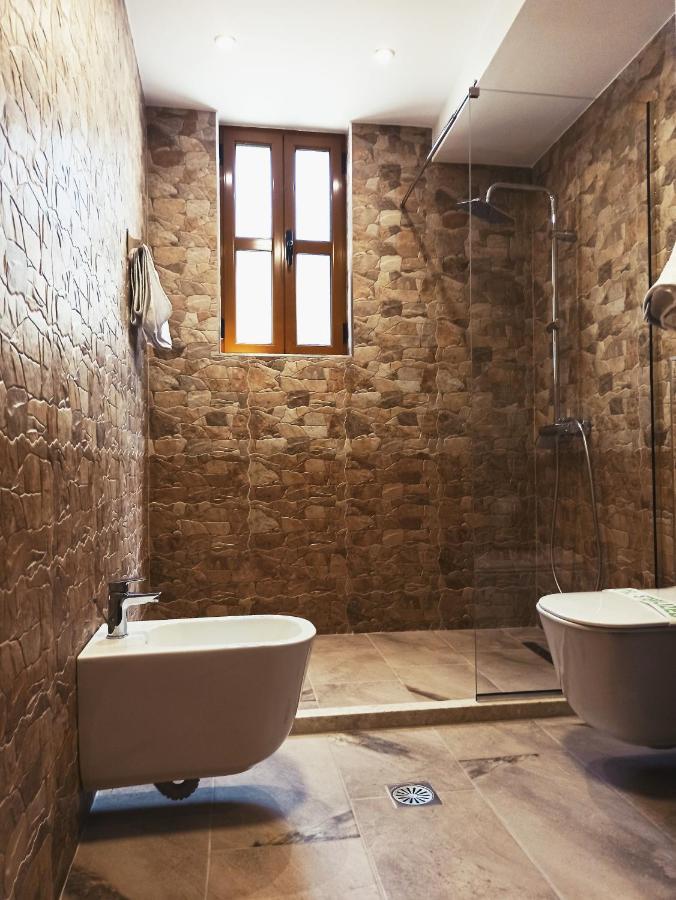 Boutique Hotel Praga Gjirokastër Eksteriør billede