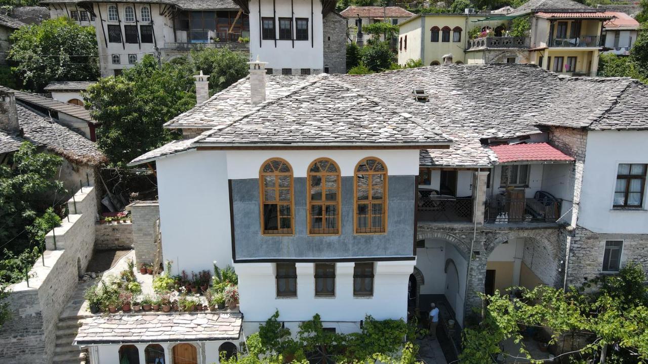 Boutique Hotel Praga Gjirokastër Eksteriør billede