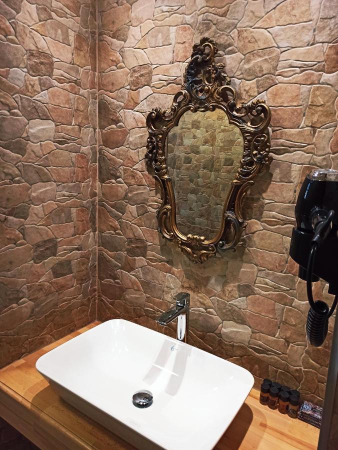 Boutique Hotel Praga Gjirokastër Eksteriør billede