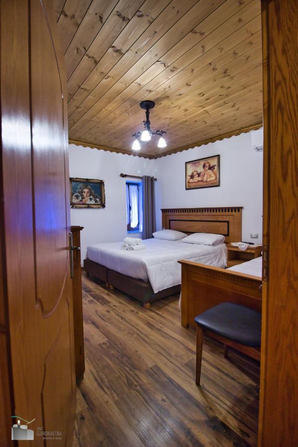 Boutique Hotel Praga Gjirokastër Eksteriør billede