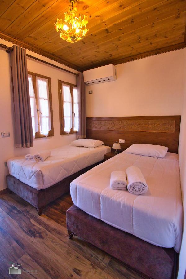 Boutique Hotel Praga Gjirokastër Eksteriør billede
