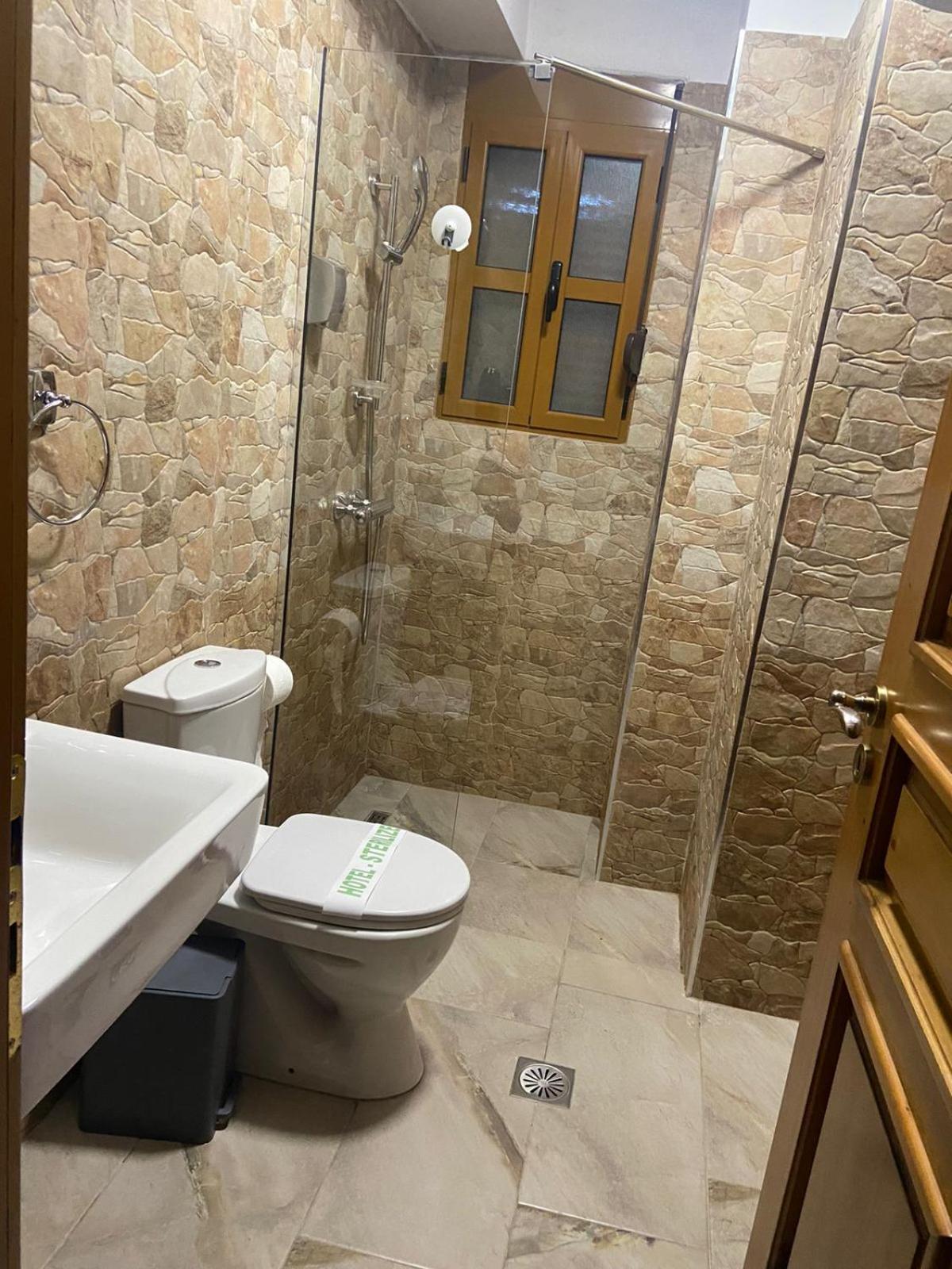 Boutique Hotel Praga Gjirokastër Eksteriør billede